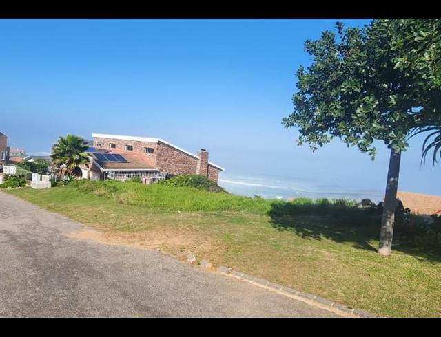 LAND FOR SALE IN DANA BAY